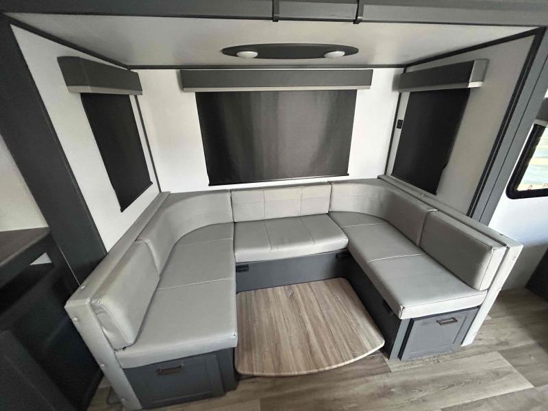 new Travel Trailers Keystone RV Premier for sale, in Palm Bay, FL Thumbnail 8