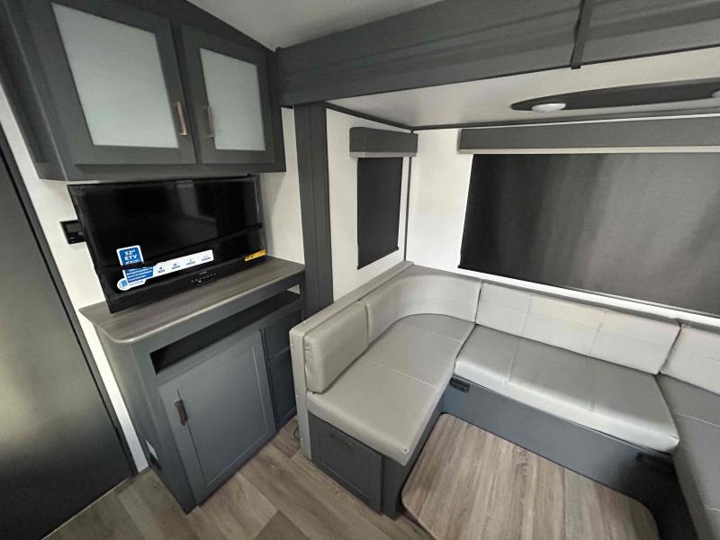 new Travel Trailers Keystone RV Premier for sale, in Palm Bay, FL Thumbnail 11