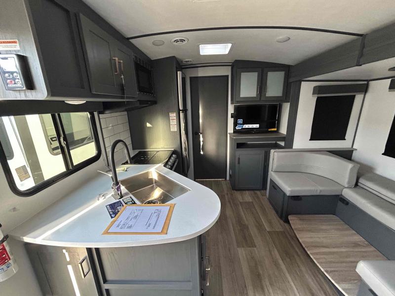 new Travel Trailers Keystone RV Premier for sale, in Palm Bay, FL Thumbnail 10