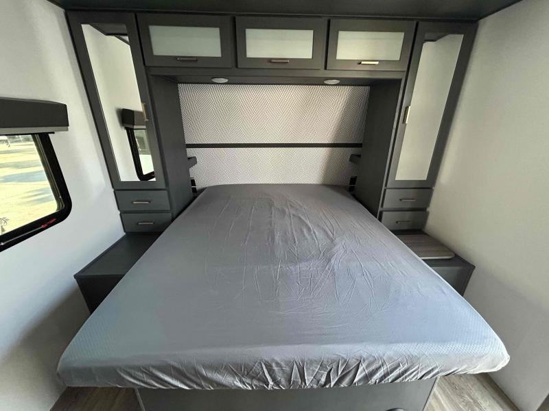 new Travel Trailers Keystone RV Premier for sale, in Palm Bay, FL Thumbnail 9
