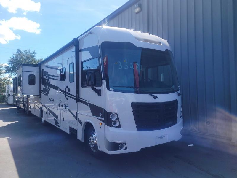new Camper / RV Forest River FR3 for sale, in Winter Garden, FL Thumbnail 2