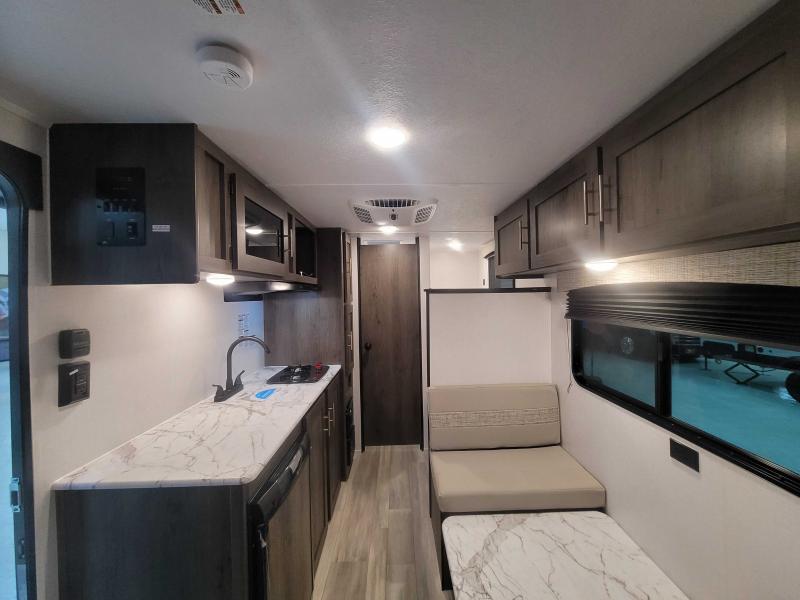new Travel Trailers Coachmen Viking for sale, in Winter Garden, FL Thumbnail 6
