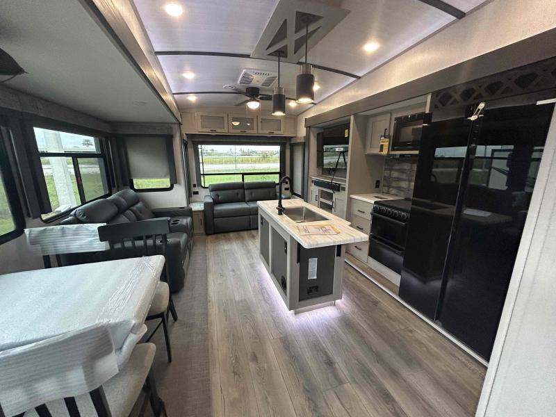new Fifth Wheel Trailers Forest River Salem Hemisphere for sale, in Palm Bay, FL Thumbnail 18