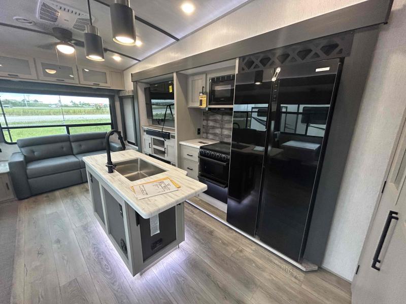 new Fifth Wheel Trailers Forest River Salem Hemisphere for sale, in Palm Bay, FL Thumbnail 16