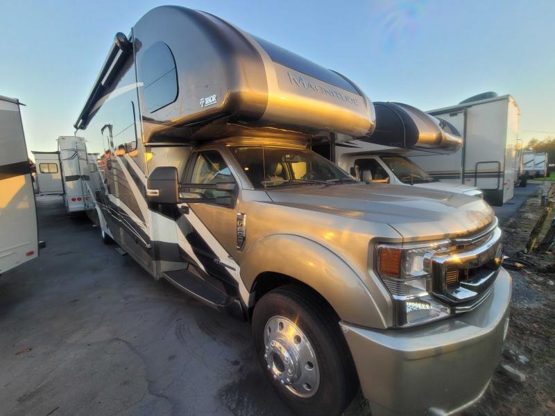 new Camper / RV Thor Motor Coach Magnitude for sale, in Winter Garden, FL Thumbnail 2