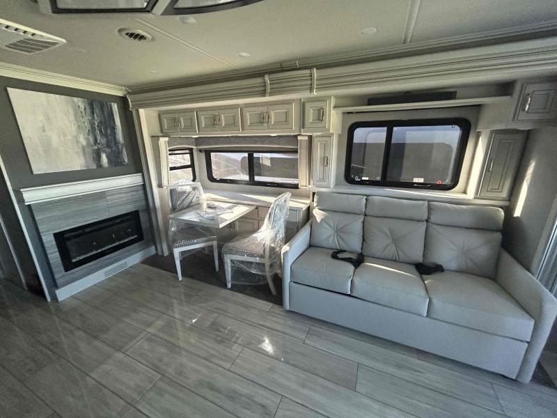 new Camper / RV Holiday Rambler Endeavor for sale, in Palm Bay, FL Thumbnail 16