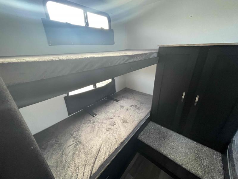 new Travel Trailers Coachmen Freedom Express Select for sale, in Palm Bay, FL Thumbnail 15
