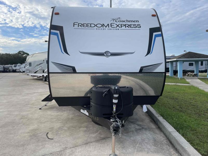 new Travel Trailers Coachmen Freedom Express Select for sale, in Palm Bay, FL Thumbnail 3