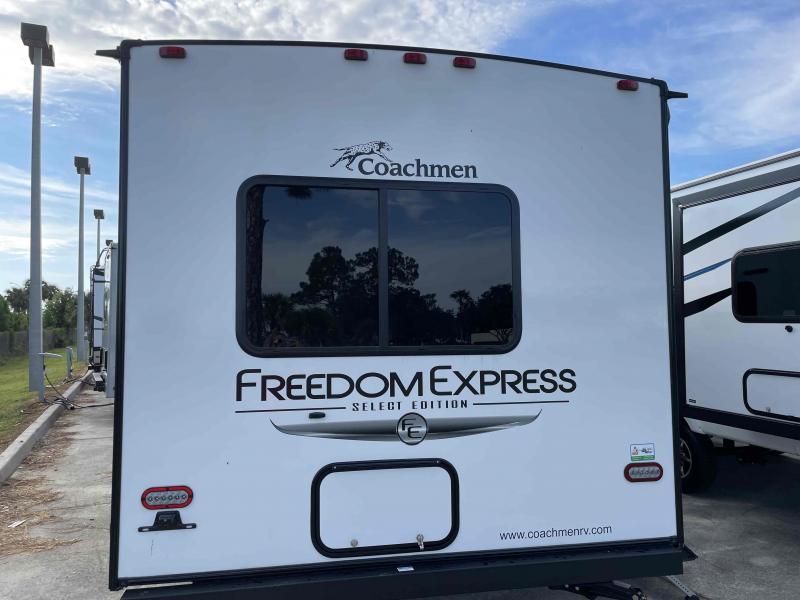 new Travel Trailers Coachmen Freedom Express Select for sale, in Palm Bay, FL Thumbnail 6