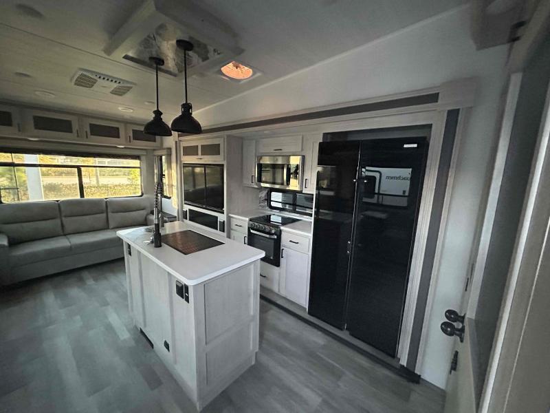 new Fifth Wheel Trailers East To West Tandara for sale, in Palm Bay, FL Thumbnail 14