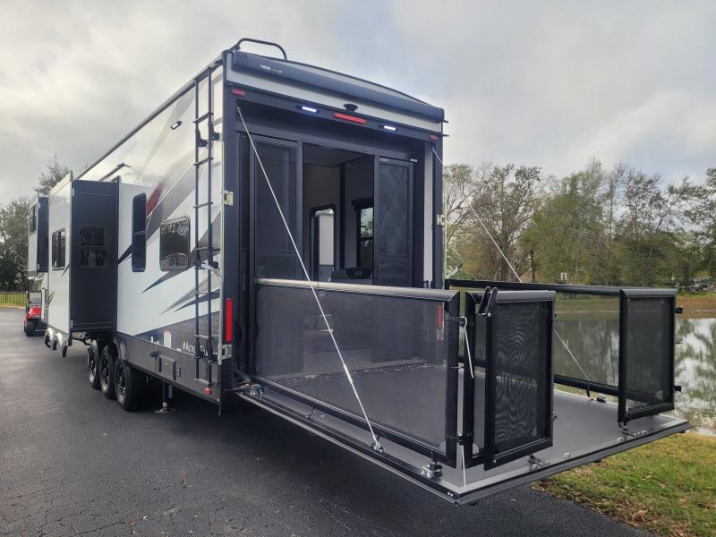 new Toy Haulers Forest River XLR Nitro for sale, in Winter Garden, FL Thumbnail 4
