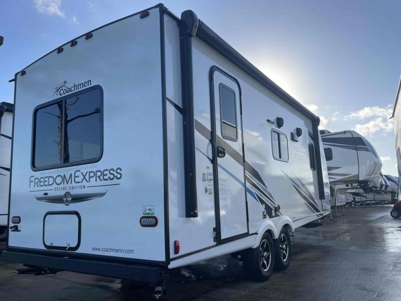 new Travel Trailers Coachmen Freedom Express Select for sale, in Ormond Beach, FL Thumbnail 4