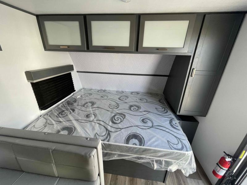 new Travel Trailers Keystone RV Bullet Crossfire for sale, in Palm Bay, FL Thumbnail 8