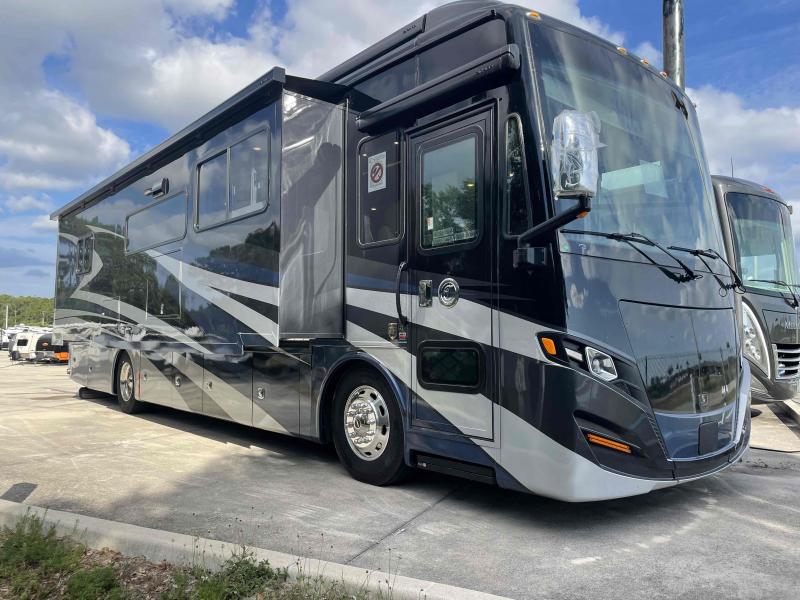 2022 Tiffin Motorhomes RED 37BA 2022 Tiffin Motorhomes RED 37BA