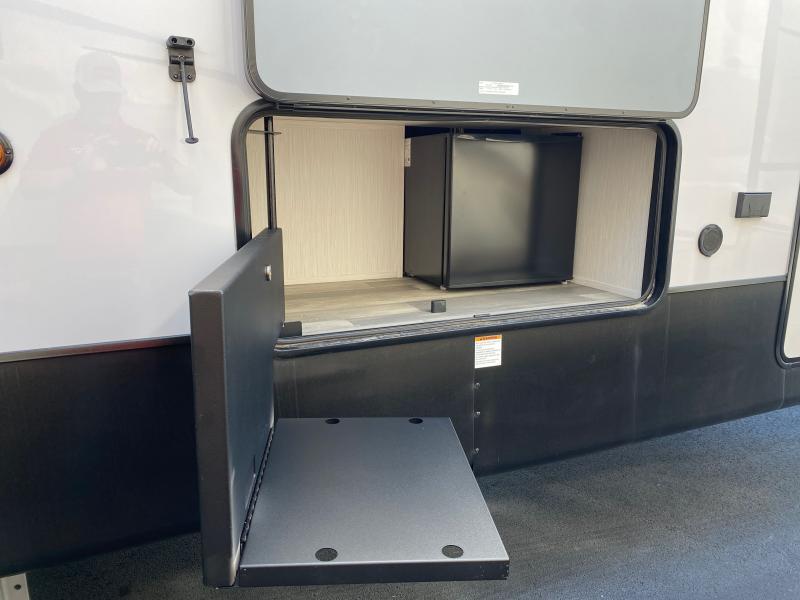 new Fifth Wheel Trailers Forest River Cedar Creek for sale, in Ormond Beach, FL Thumbnail 14