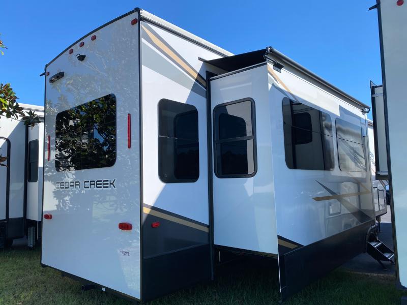 new Fifth Wheel Trailers Forest River Cedar Creek for sale, in Ormond Beach, FL Thumbnail 15
