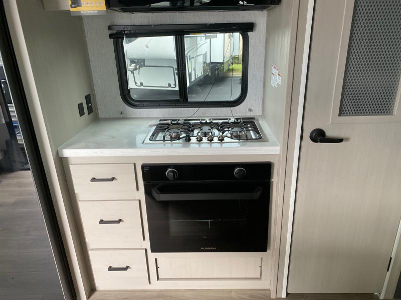 new Fifth Wheel Trailers Forest River Salem Hemisphere Elite for sale, in Ormond Beach, FL Thumbnail 8