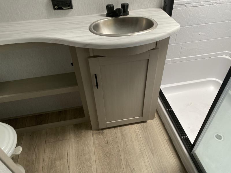 new Fifth Wheel Trailers Forest River Salem Hemisphere Elite for sale, in Ormond Beach, FL Thumbnail 11