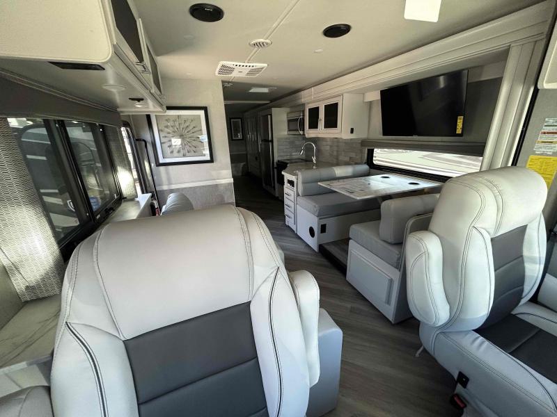 new Camper / RV Holiday Rambler Invicta for sale, in Palm Bay, FL Thumbnail 9