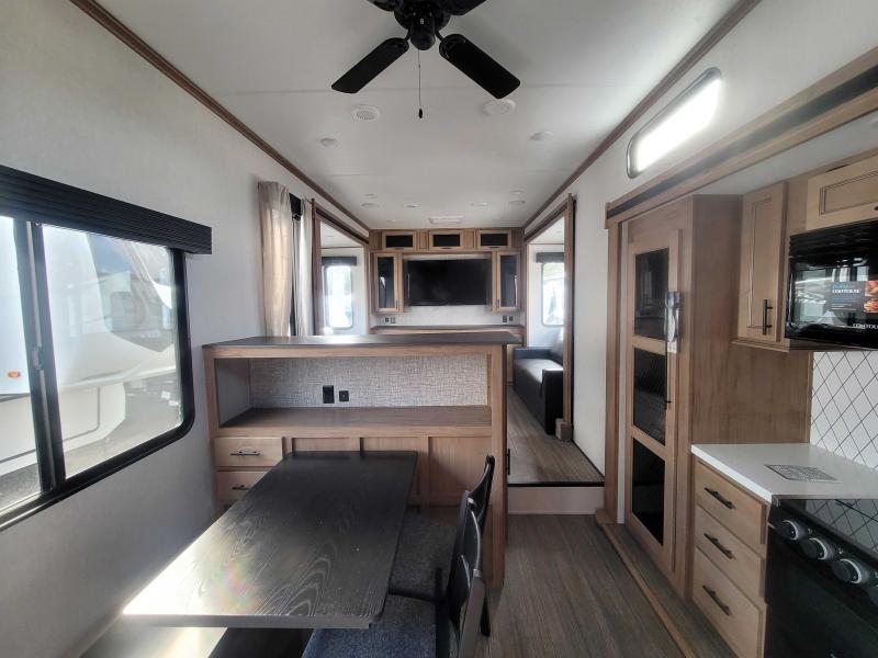 new Fifth Wheel Trailers Forest River Sabre for sale, in Winter Garden, FL Thumbnail 7