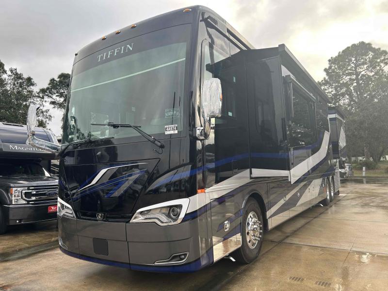new Camper / RV Tiffin Motorhomes Allegro Bus for sale, in Palm Bay, FL Thumbnail 2