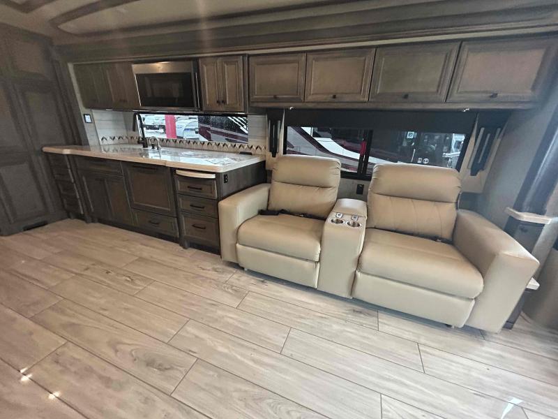 new Camper / RV Tiffin Motorhomes Allegro Bus for sale, in Palm Bay, FL Thumbnail 17