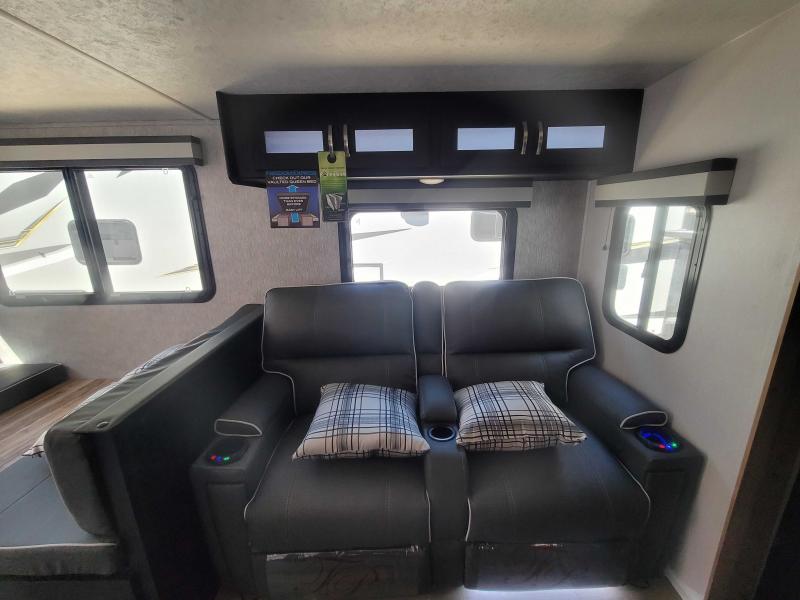 new Travel Trailers Coachmen Freedom Express Liberty Edition for sale, in Winter Garden, FL Thumbnail 8