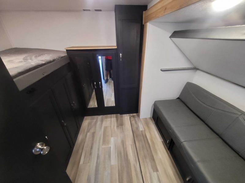 new Travel Trailers Coachmen Freedom Express Liberty Edition for sale, in Winter Garden, FL Thumbnail 10