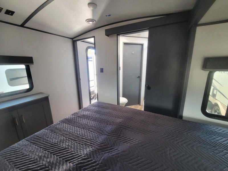 new Travel Trailers Keystone RV Premier for sale, in Winter Garden, FL Thumbnail 10