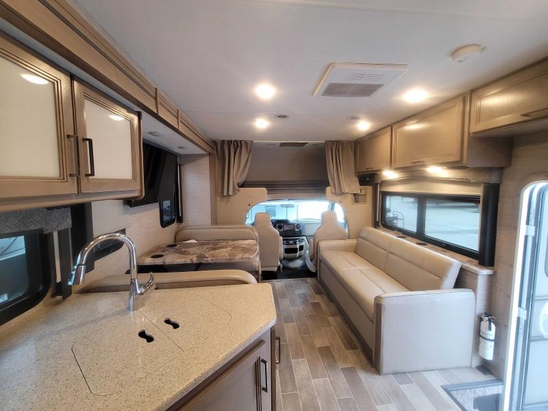 used Camper / RV Thor Motor Coach Chateau for sale, in Palm Bay, FL Thumbnail 9