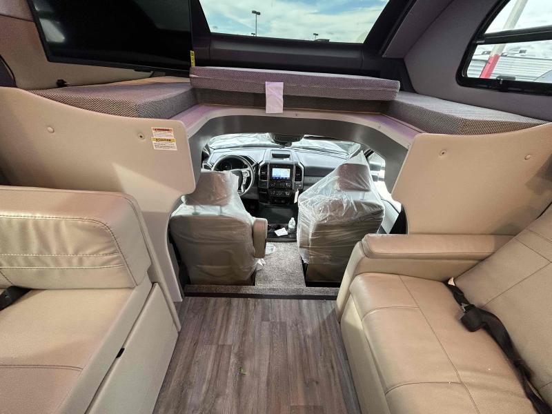 new Camper / RV Thor Motor Coach Magnitude for sale, in Palm Bay, FL Thumbnail 19