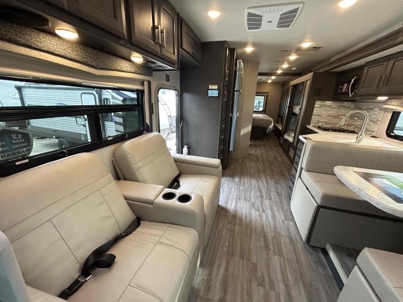 new Camper / RV Thor Motor Coach Magnitude for sale, in Palm Bay, FL Thumbnail 12