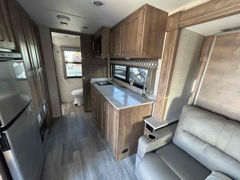 new Camper / RV Tiffin Motorhomes Wayfarer for sale, in Palm Bay, FL Thumbnail 17