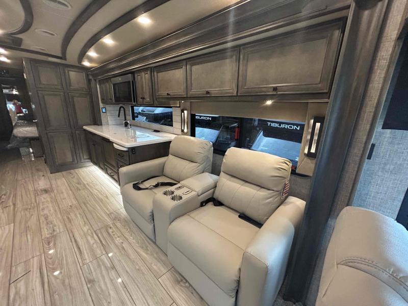 new Camper / RV Tiffin Motorhomes Allegro Bus for sale, in Palm Bay, FL Thumbnail 16