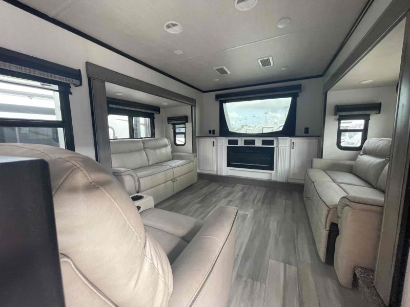 new Fifth Wheel Trailers Forest River Cedar Creek for sale, in Winter Garden, FL Thumbnail 23