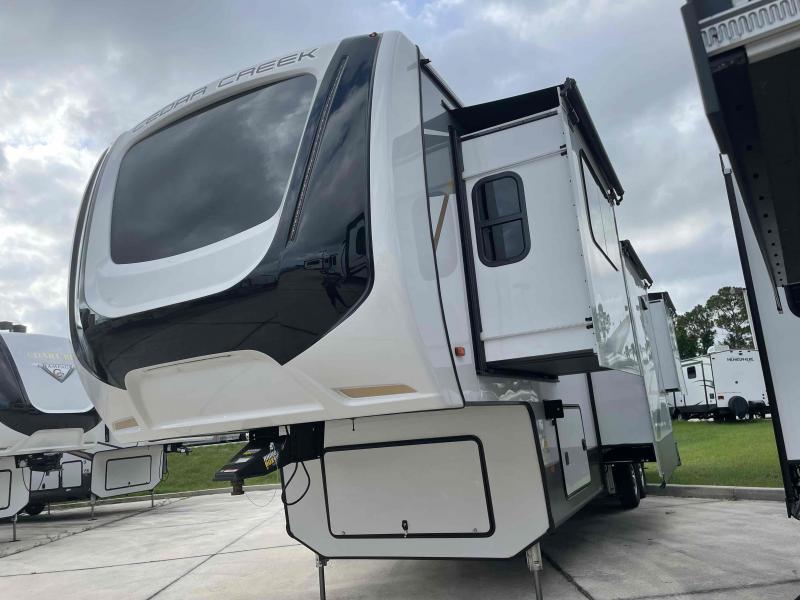 new Fifth Wheel Trailers Forest River Cedar Creek for sale, in Winter Garden, FL Thumbnail 3