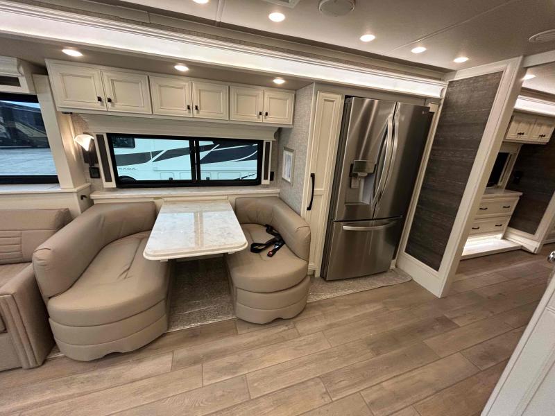 new Camper / RV Tiffin Motorhomes Phaeton for sale, in Palm Bay, FL Thumbnail 8