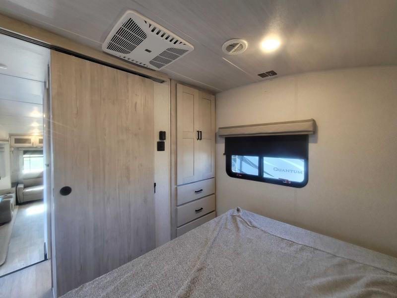 new Fifth Wheel Trailers East To West Tandara for sale, in Winter Garden, FL Thumbnail 10