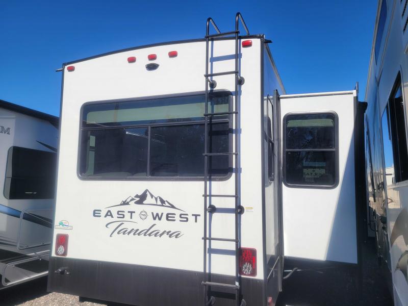 new Fifth Wheel Trailers East To West Tandara for sale, in Winter Garden, FL Thumbnail 4