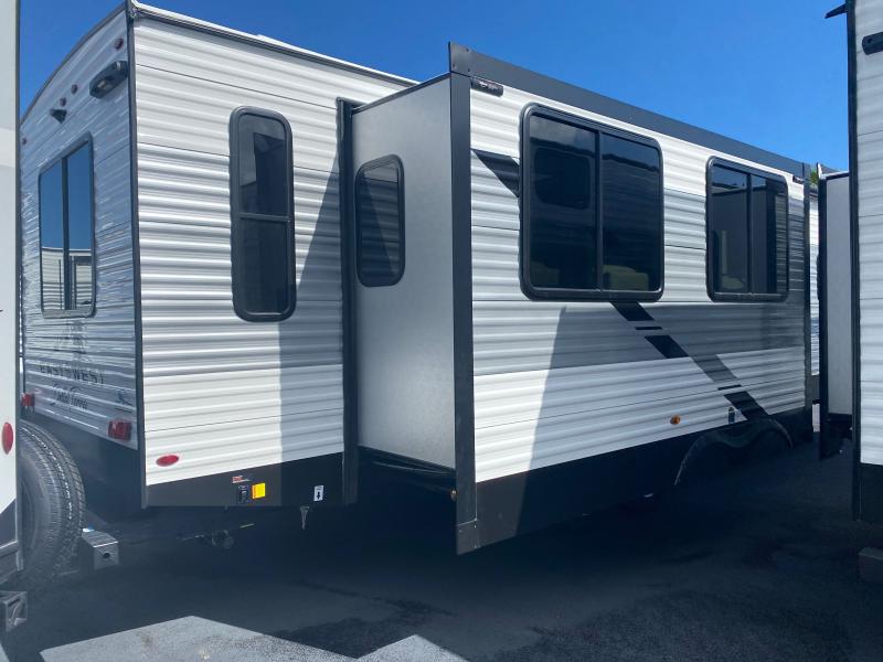 new Travel Trailers East To West Della Terra for sale, in Ormond Beach, FL Thumbnail 4