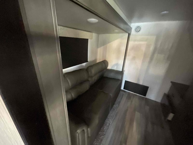new Fifth Wheel Trailers Forest River Cedar Creek for sale, in Palm Bay, FL Thumbnail 18