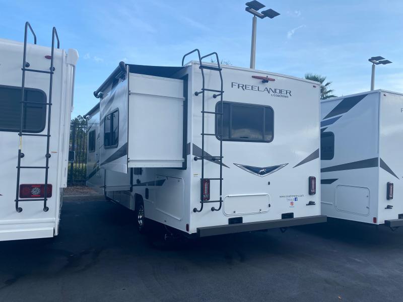 new Camper / RV Coachmen Freelander for sale, in Ormond Beach, FL Thumbnail 3
