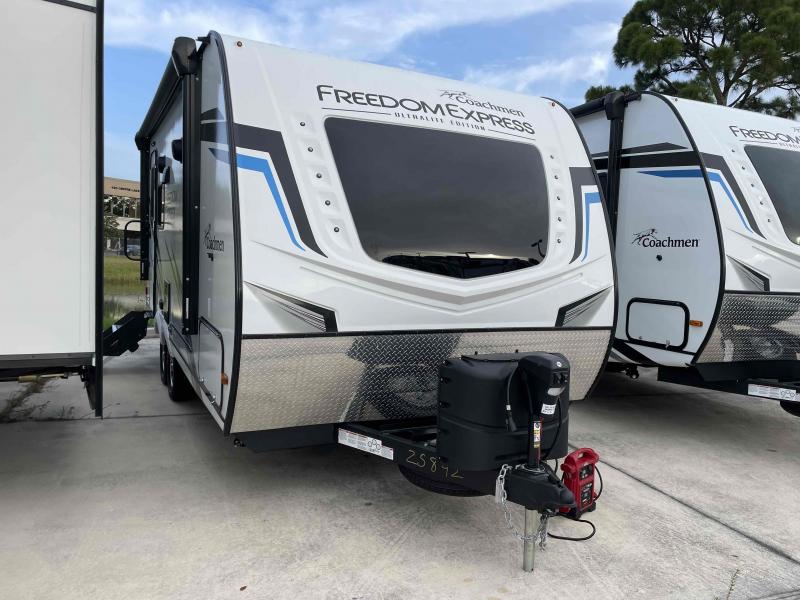 2023 Coachmen FREEDOM EXPRESS ULTRA LITE 192RBS