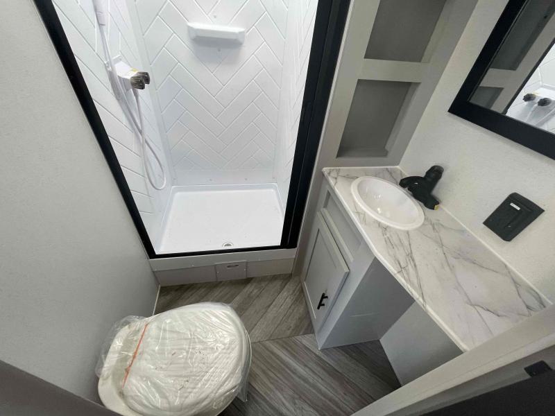 new Toy Haulers Forest River Salem FSX Platinum for sale, in Palm Bay, FL Thumbnail 12