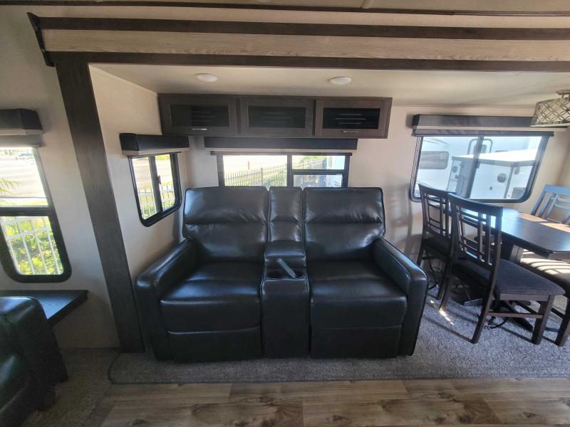 2018 Forest River HEMISPHERE GLX 272RL 2018 Forest River HEMISPHERE GLX 272RL