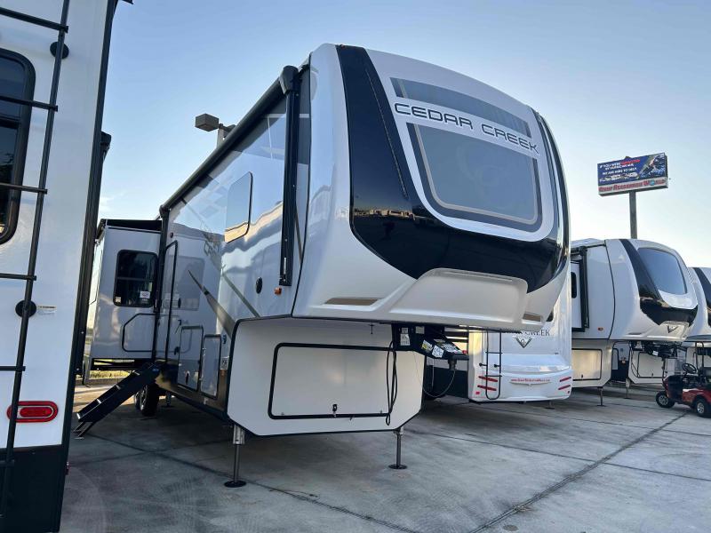 2022 Forest River CEDAR CREEK 375RD