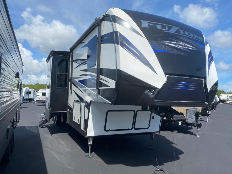 2019 Keystone RV FUZION 429 2019 Keystone RV FUZION 429