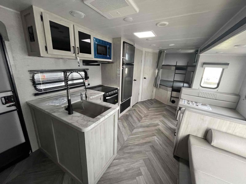 new Travel Trailers East To West Della Terra for sale, in Palm Bay, FL Thumbnail 12
