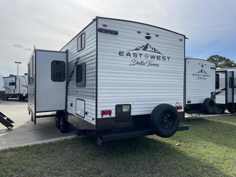 new Travel Trailers East To West Della Terra for sale, in Palm Bay, FL Thumbnail 7
