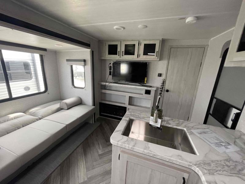 new Travel Trailers East To West Della Terra for sale, in Palm Bay, FL Thumbnail 19